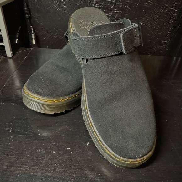 Dr. Martens Carlson mules / slides - Picture 2 of 4